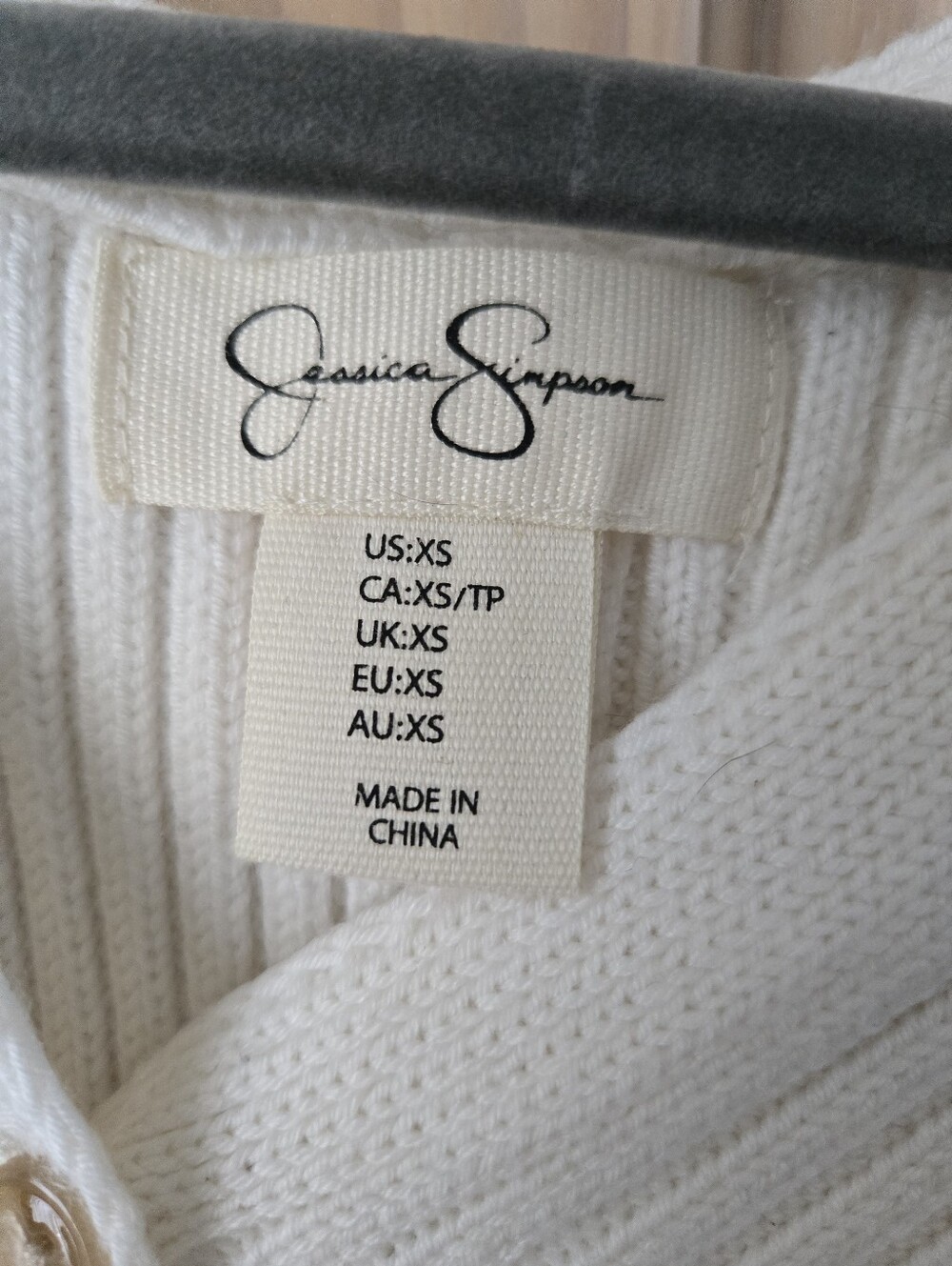 Jessica Simpson Cream Ribbed Button-Front Tank Top - Size XS - Picture 4 of 7
